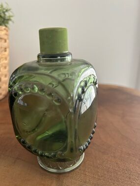 VTG Avon Whale Oil Lantern Aftershave Glass Bottle Decanter Green Empty